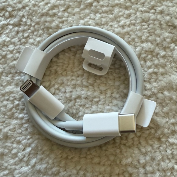 4-Pack Lightning Cables - Picture 2 of 14
